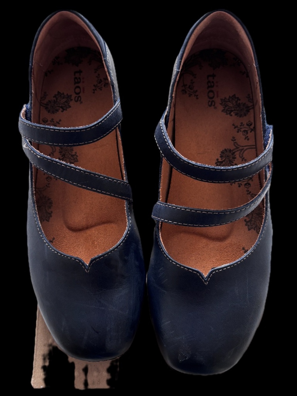 TAOS Banter - Navy leather flats